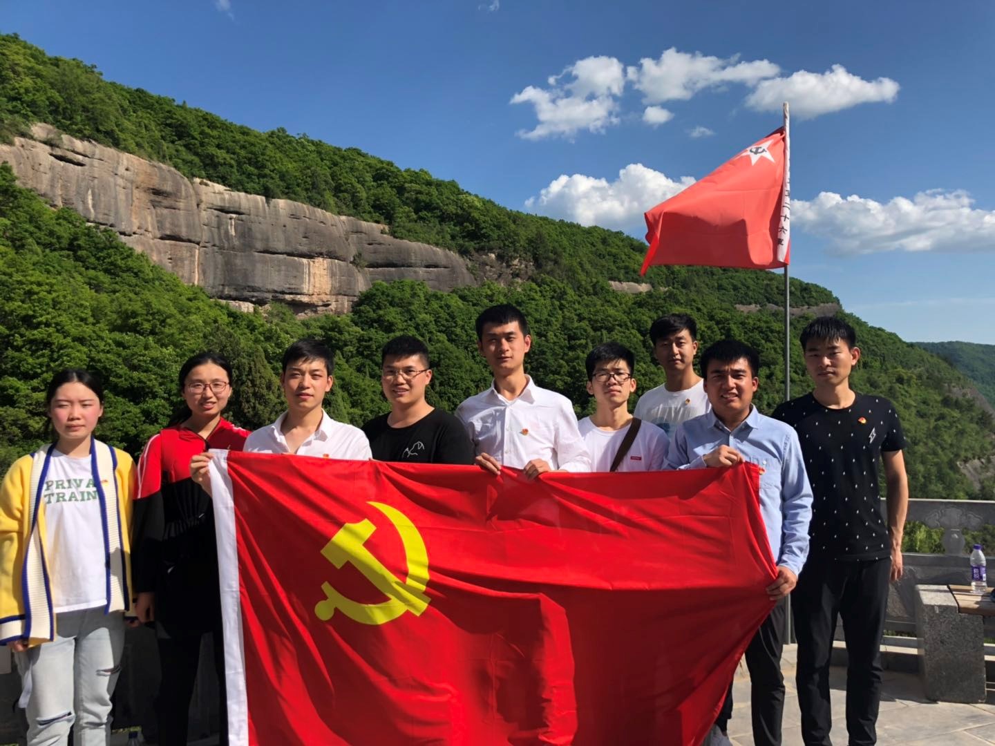 H动漫