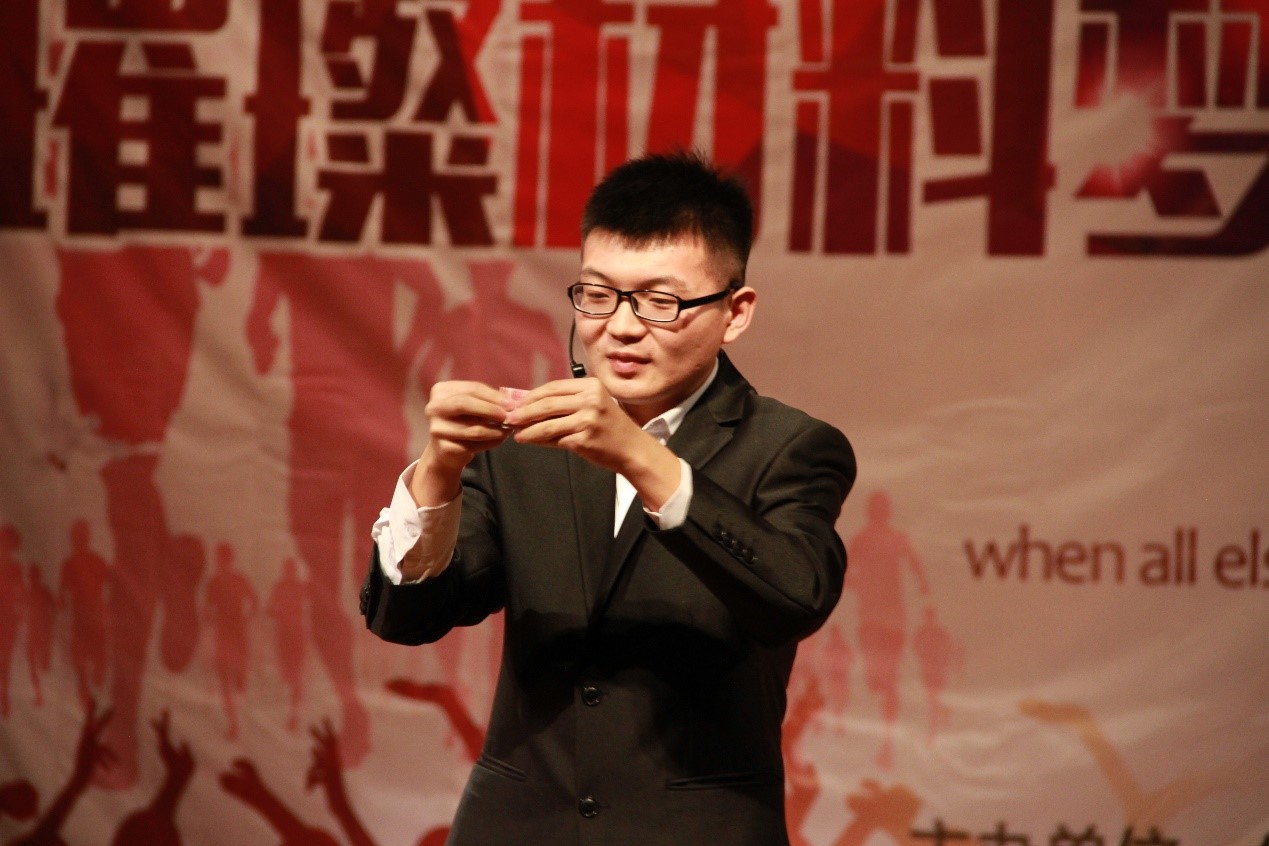 H动漫